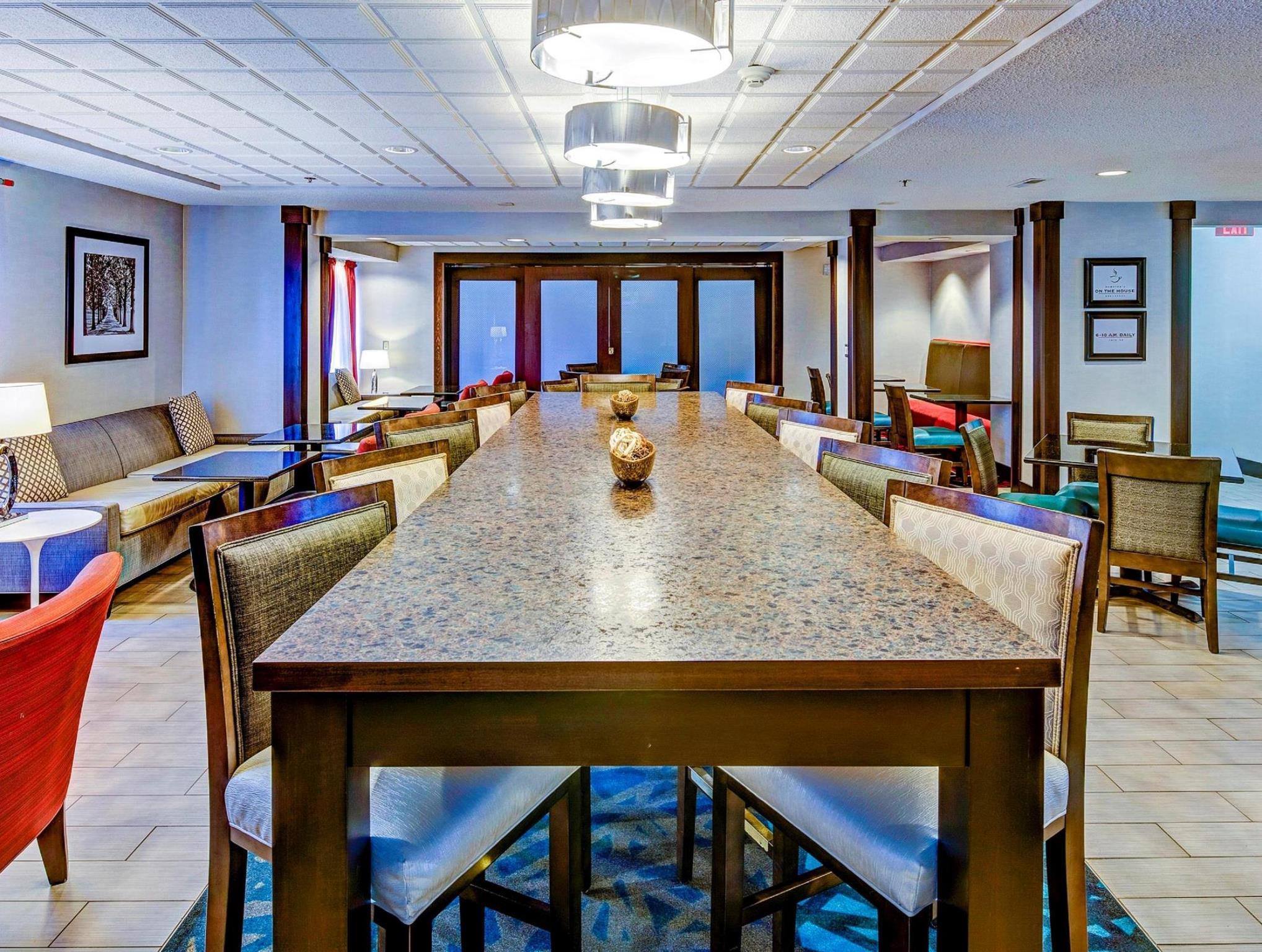 Hampton Inn Kent/Akron Area Bagian luar foto