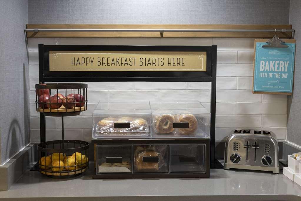 Hampton Inn Kent/Akron Area Restoran foto