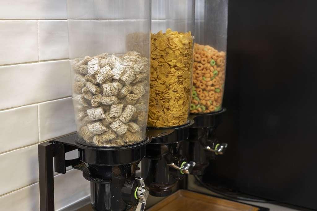 Hampton Inn Kent/Akron Area Restoran foto