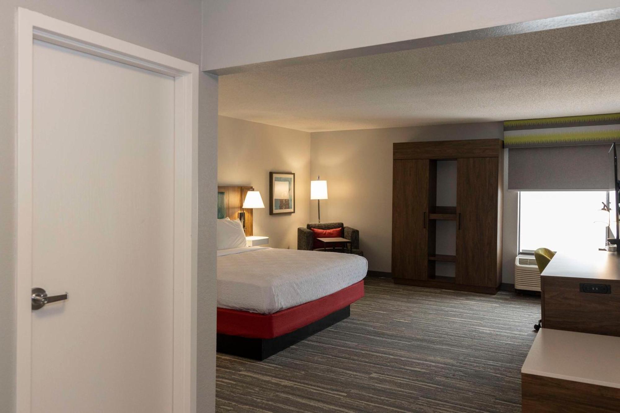 Hampton Inn Kent/Akron Area Bagian luar foto