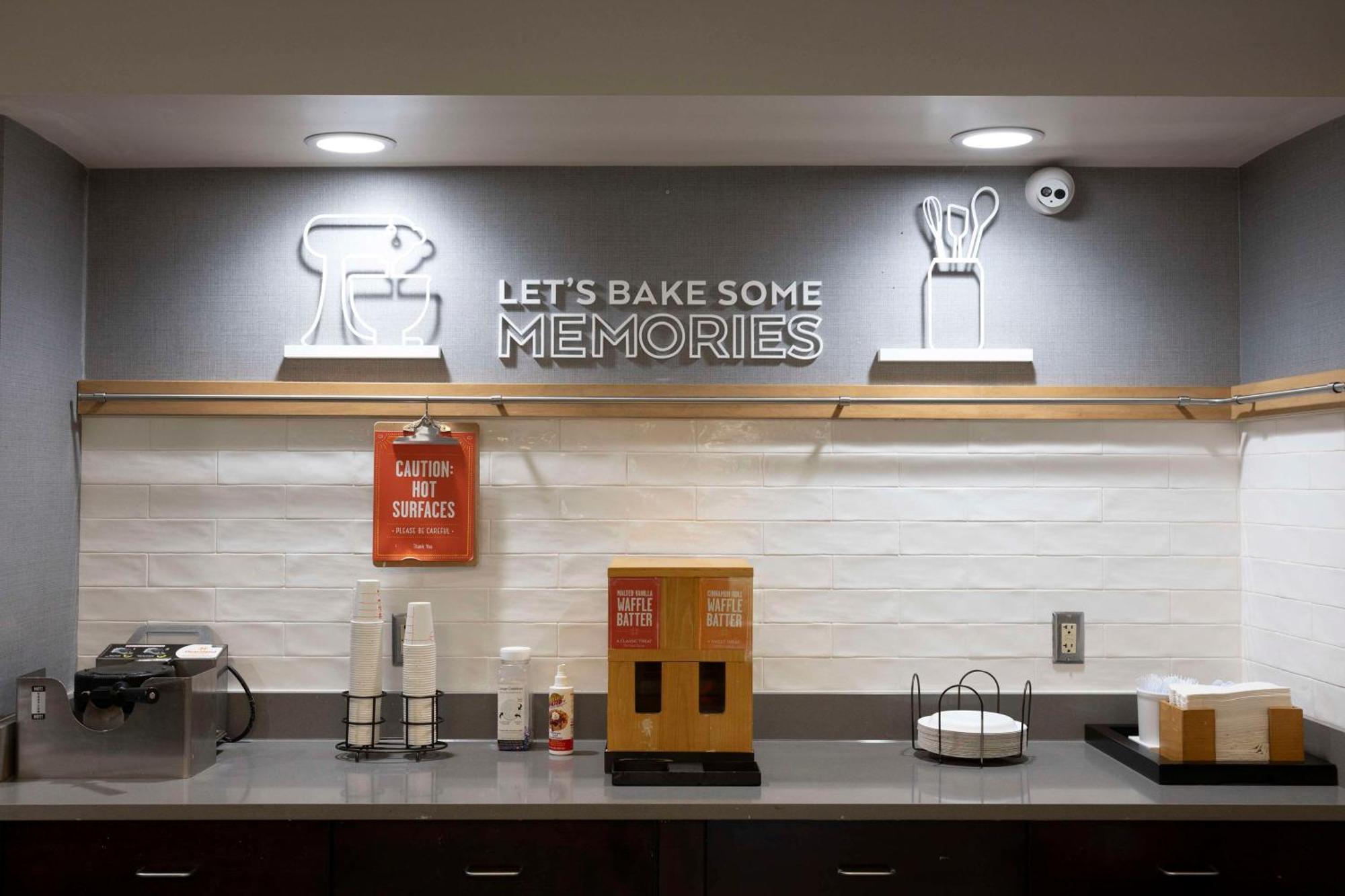 Hampton Inn Kent/Akron Area Bagian luar foto