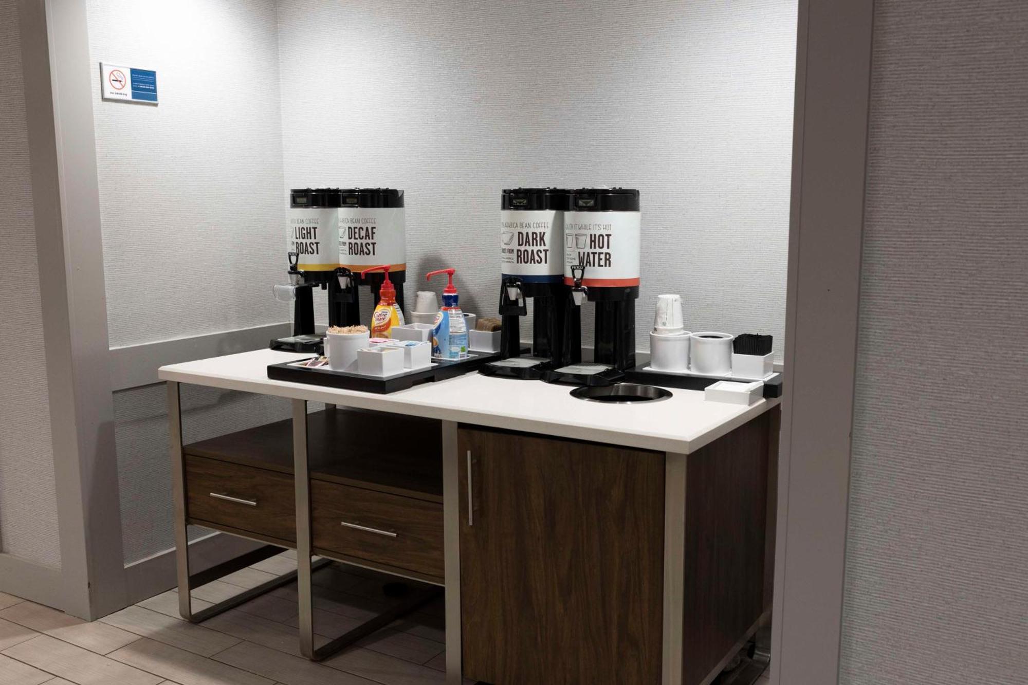 Hampton Inn Kent/Akron Area Bagian luar foto