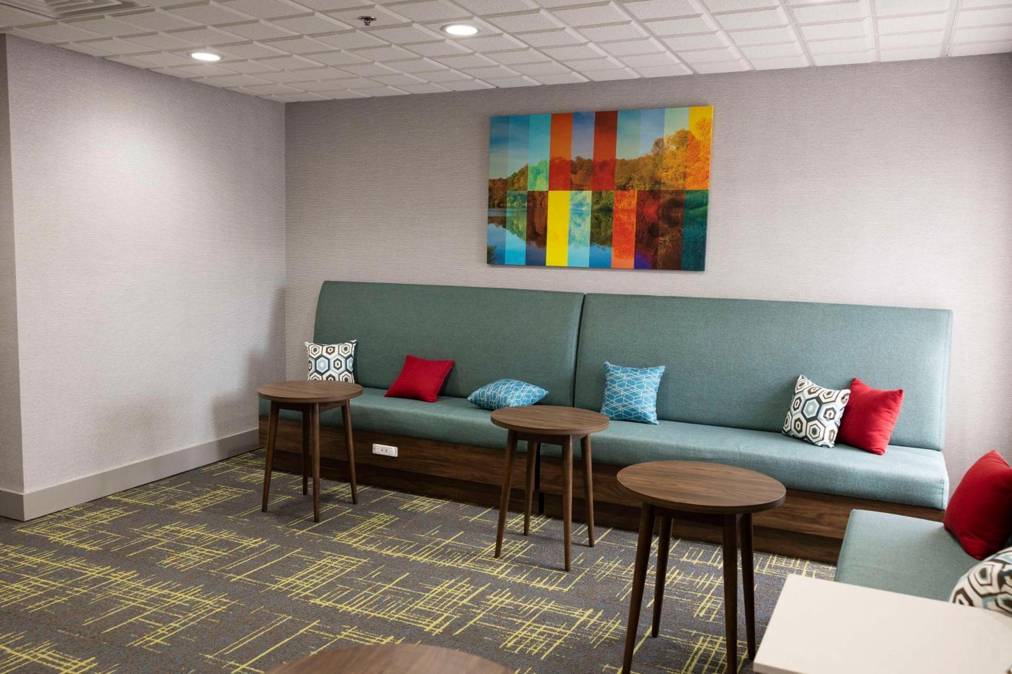 Hampton Inn Kent/Akron Area Bagian luar foto