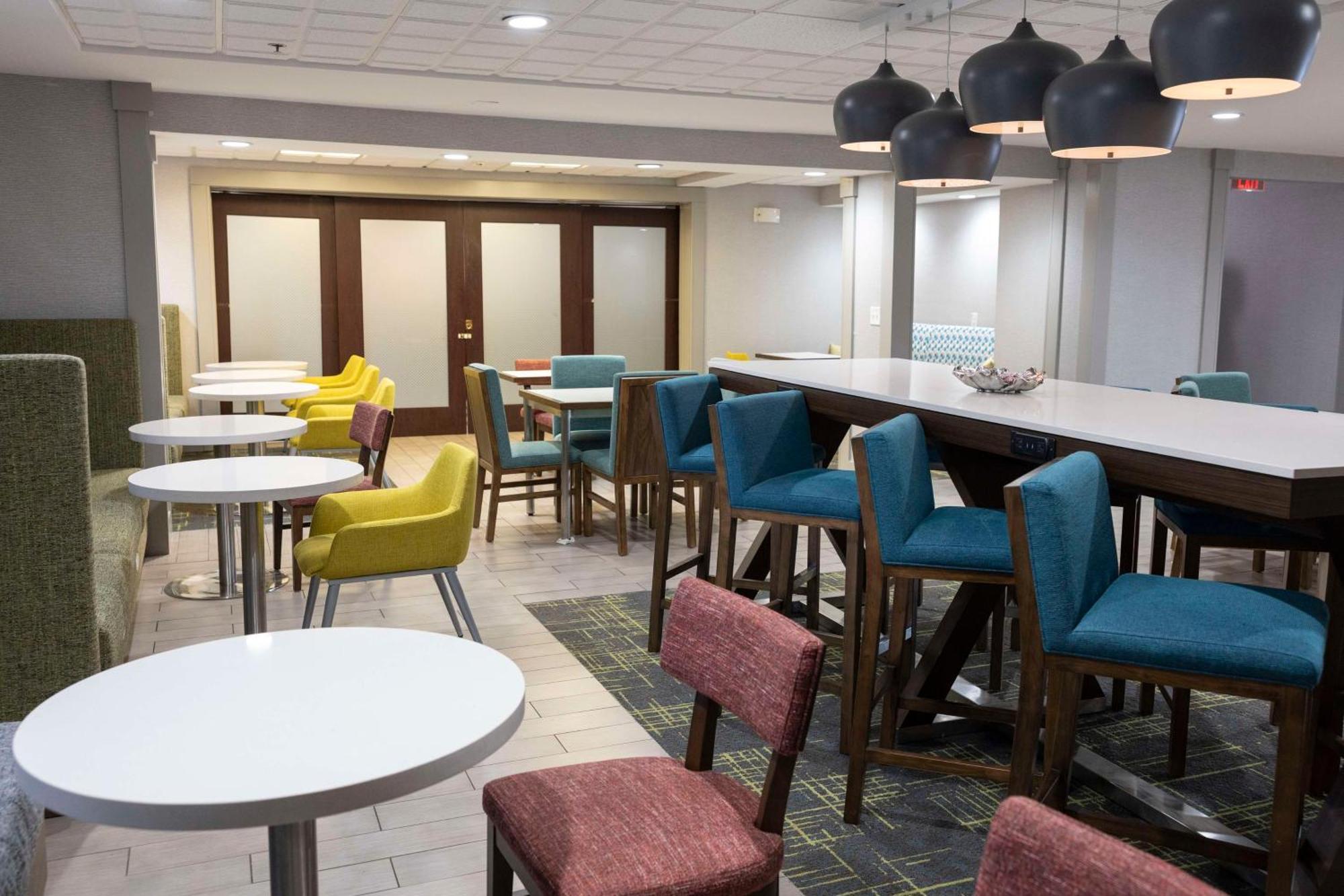 Hampton Inn Kent/Akron Area Bagian luar foto