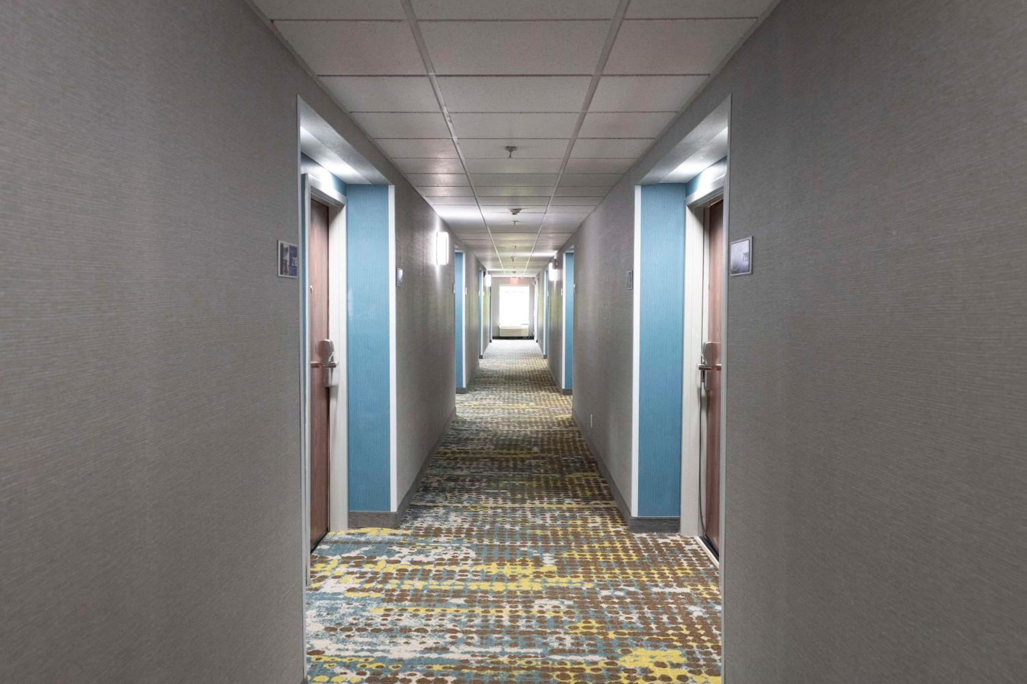 Hampton Inn Kent/Akron Area Bagian luar foto